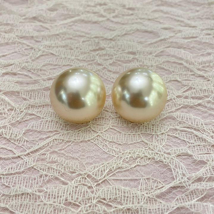 Half ball pearls clips earrings