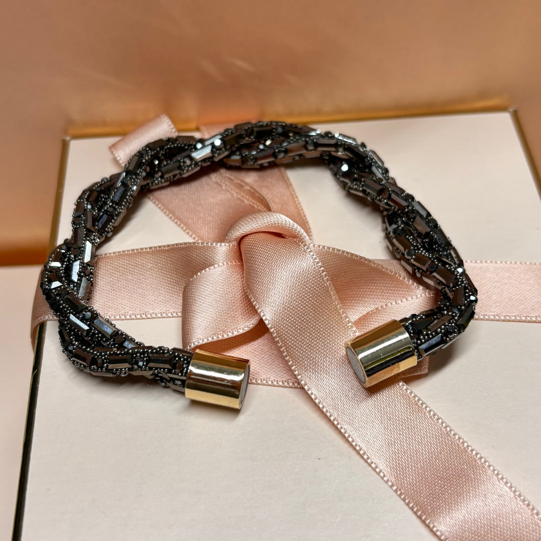 Grey twisted bracelet