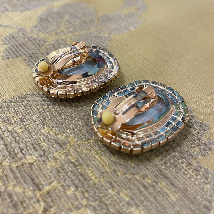 Big stone gold clips earrings