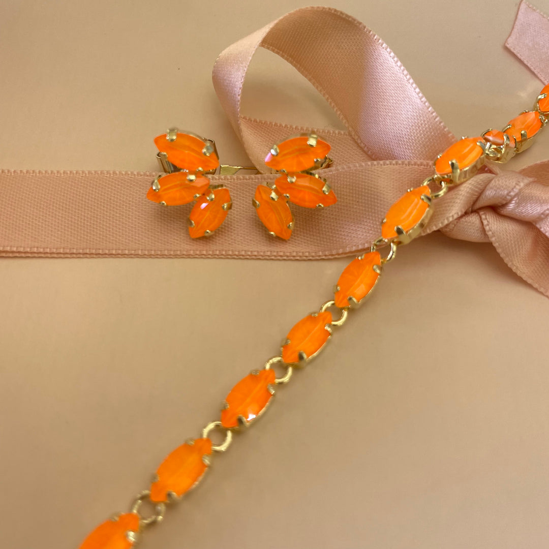 Neon orange summer set