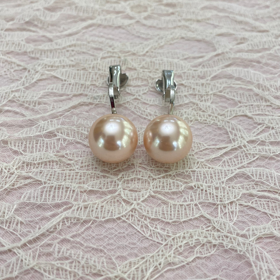 Pink pearl basic clips earrings