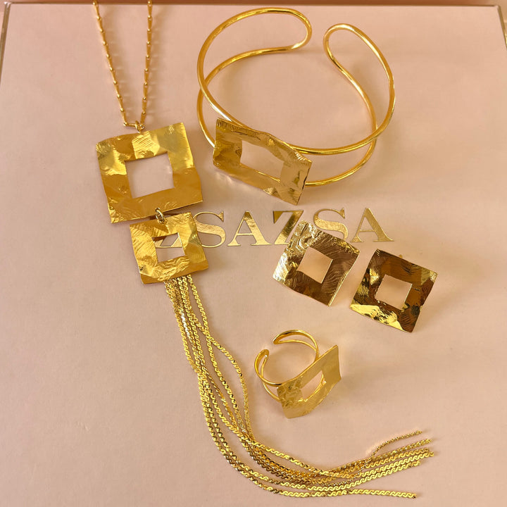 Square gold handmade set