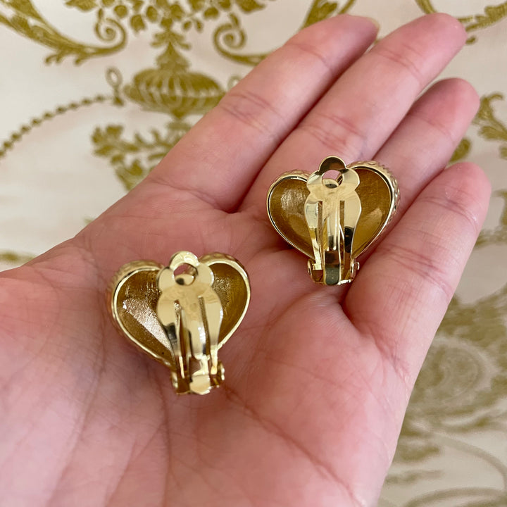 Heart clips earrings
