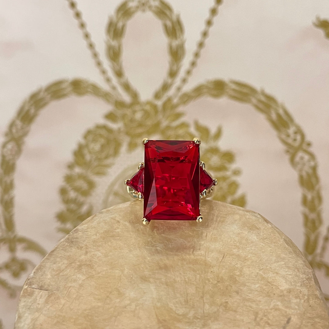 Big stone elasticated ring