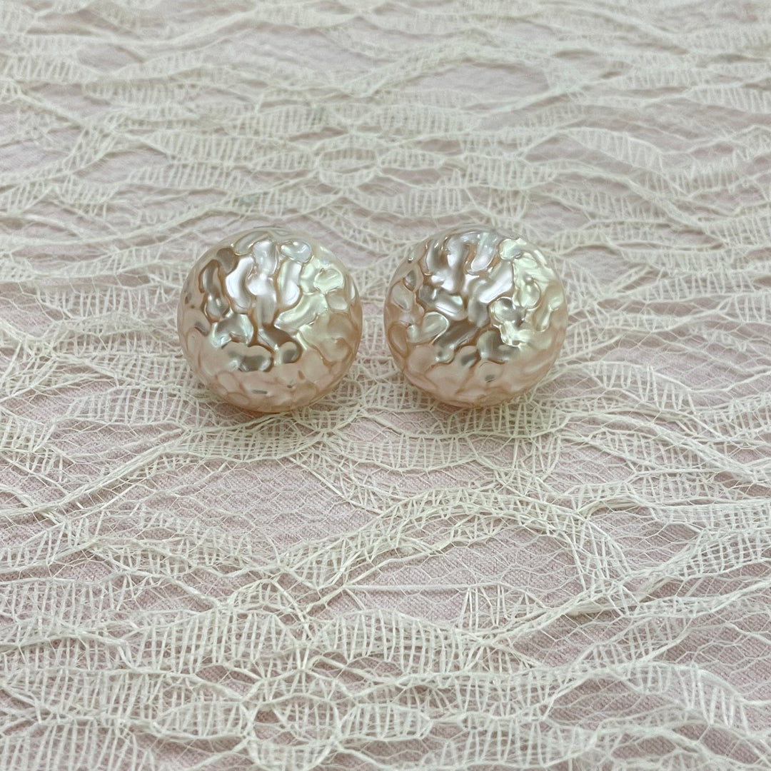 Pink half ball pearl clips earrings