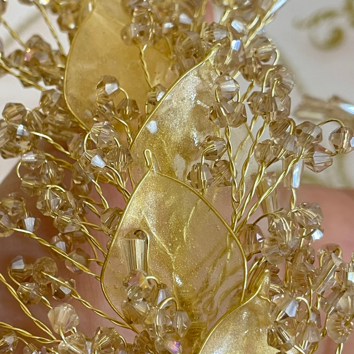 Gold hair vine with comb