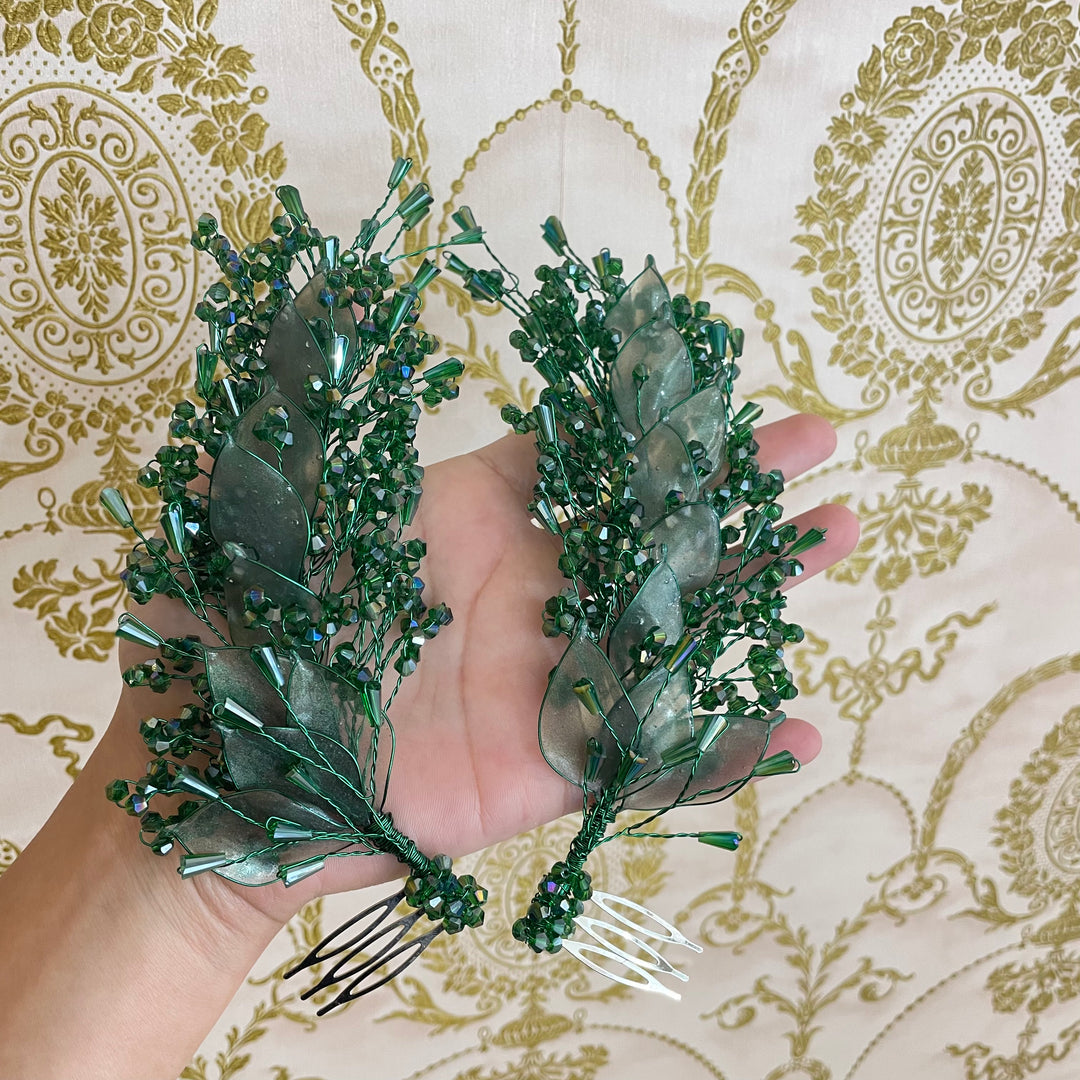 Green hair vine with comb