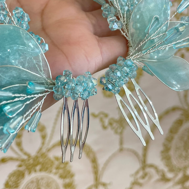 Mint hair vine with comb