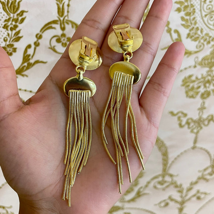 Pearl & gold clip earrings