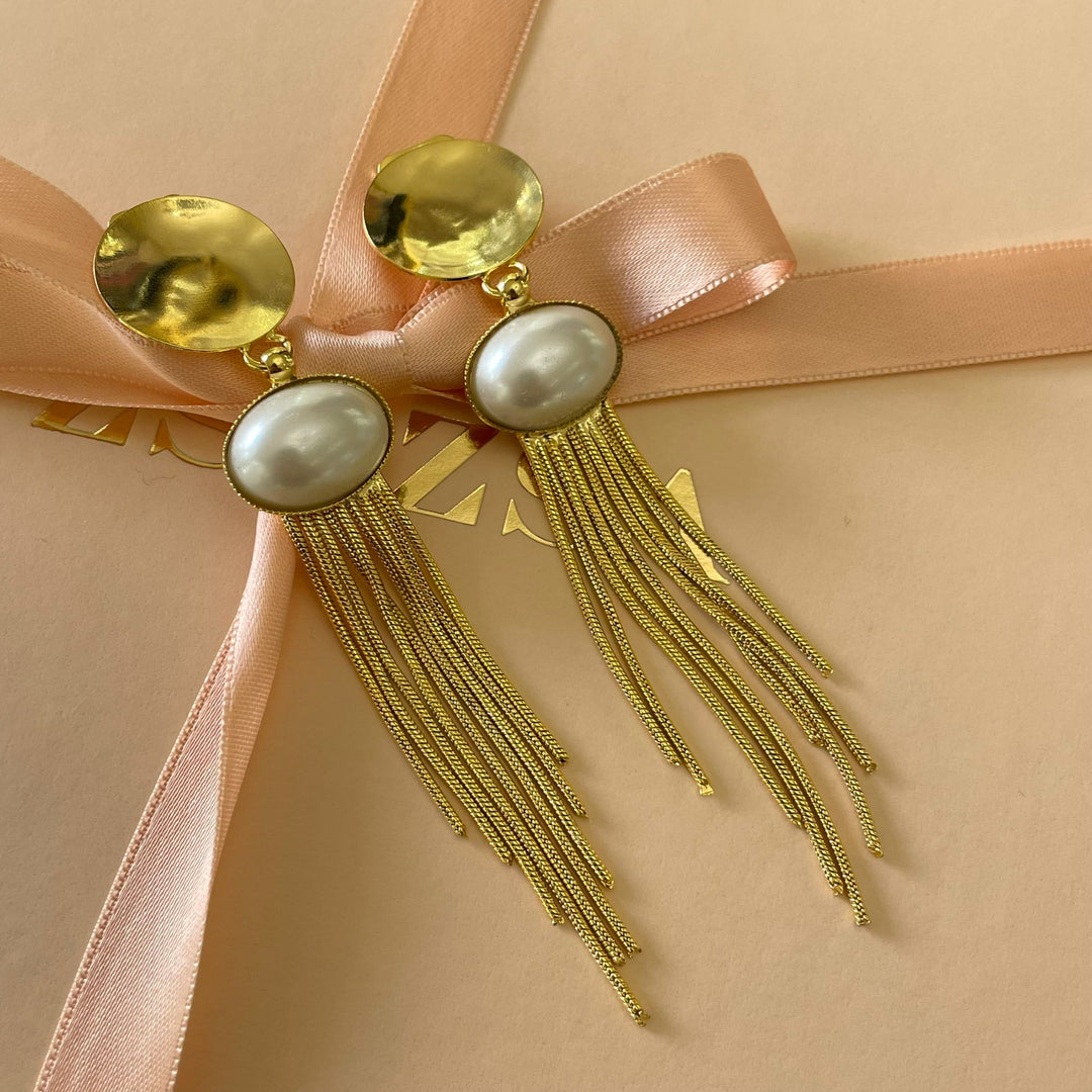 Pearl & gold clip earrings