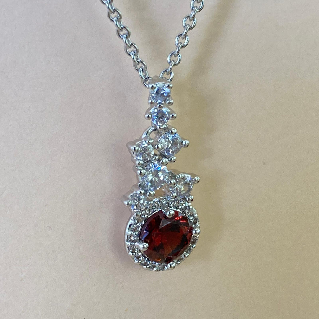 Red zircone pendant