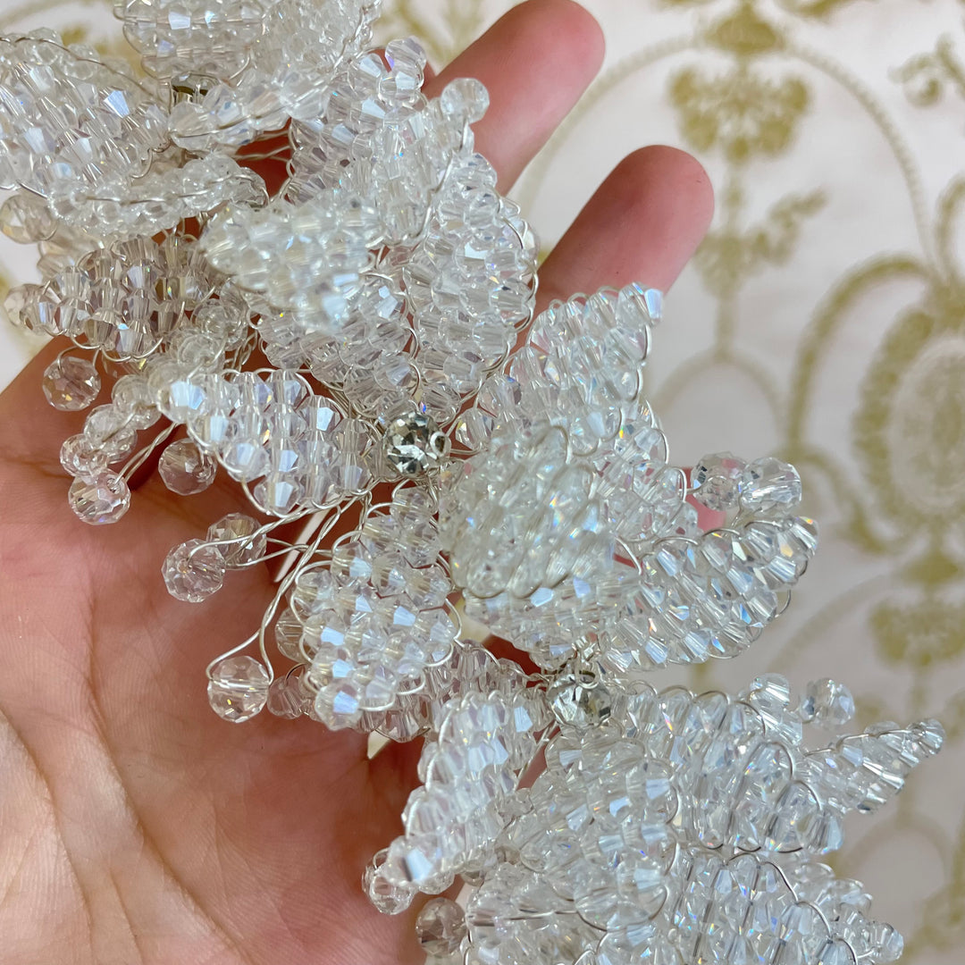 White  flowers headpiece