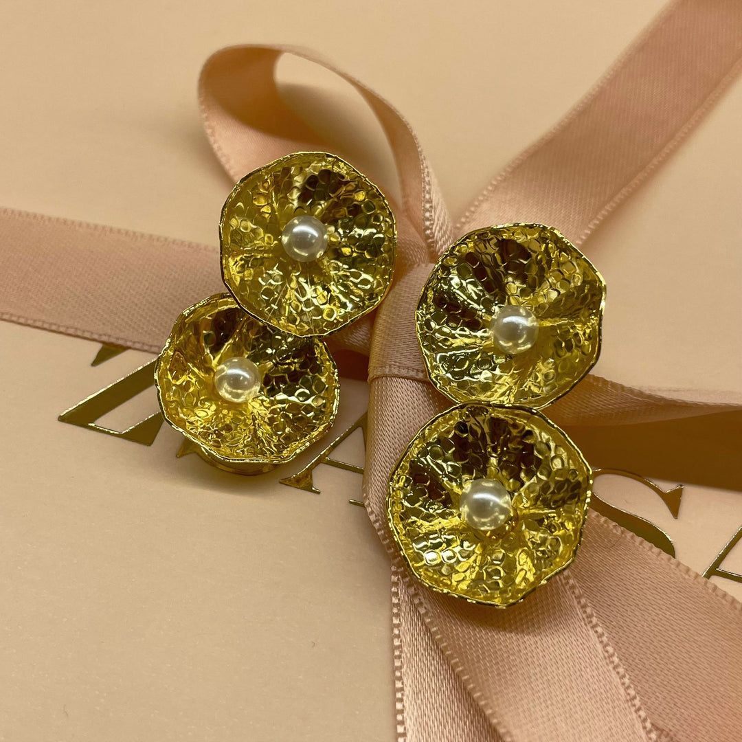 pearl & gold handmade earrings