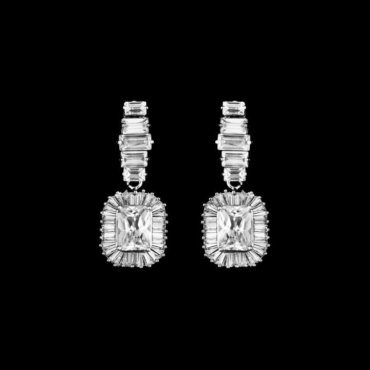 Silver zircone square earrings