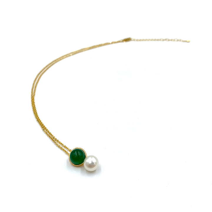 ELEGANT green and PEARL SET