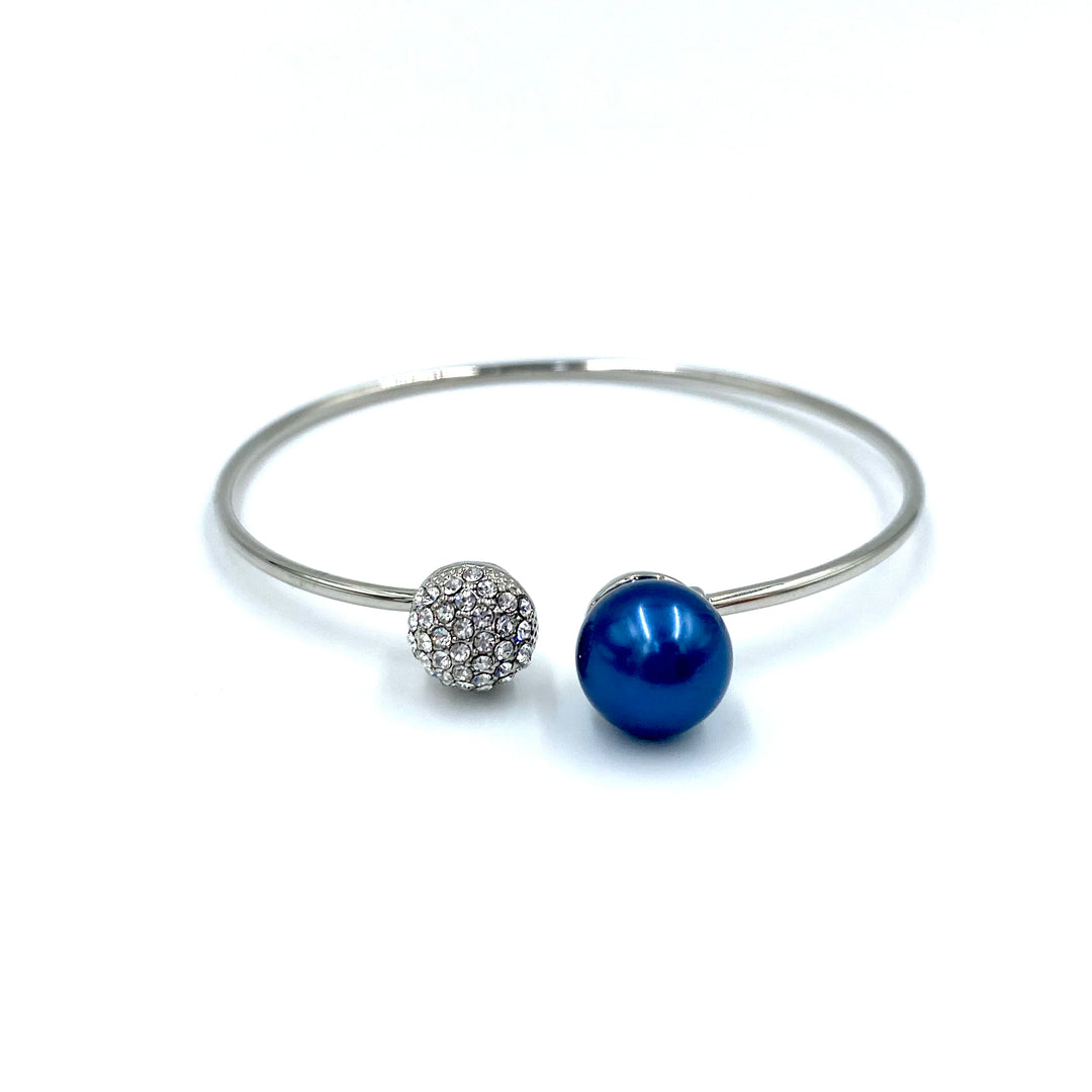 Elegant blue pearl set
