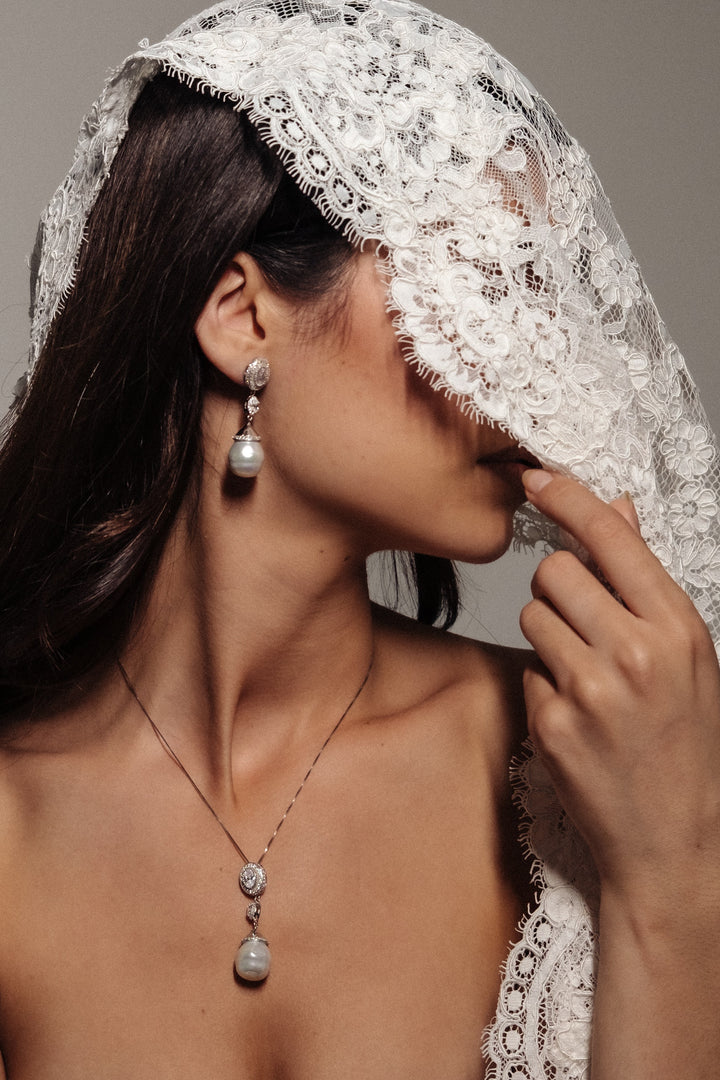 Silver and Pearl Set