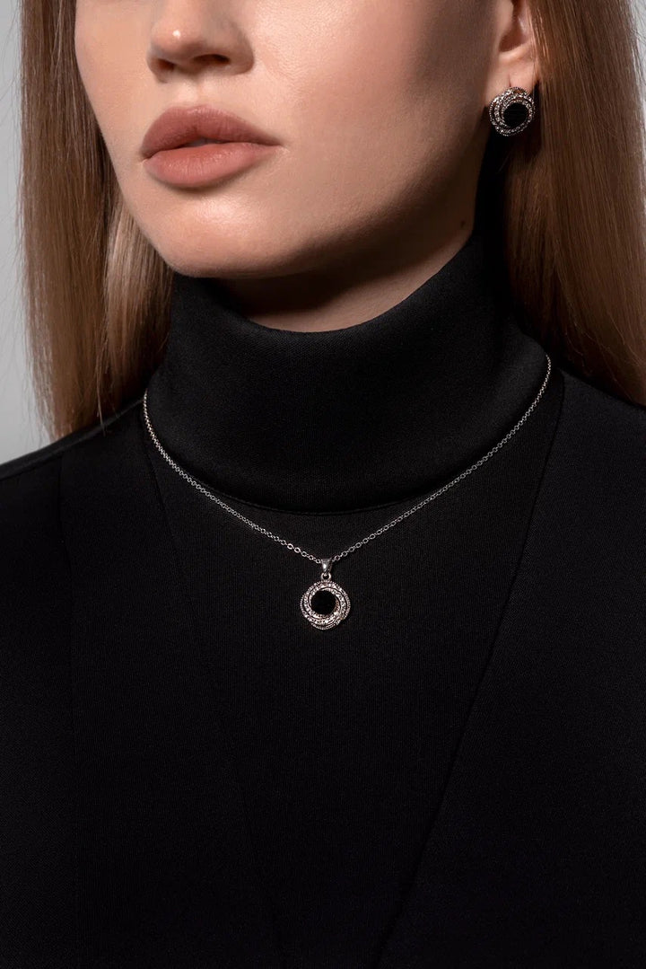 Exquisite classic 4 piece set