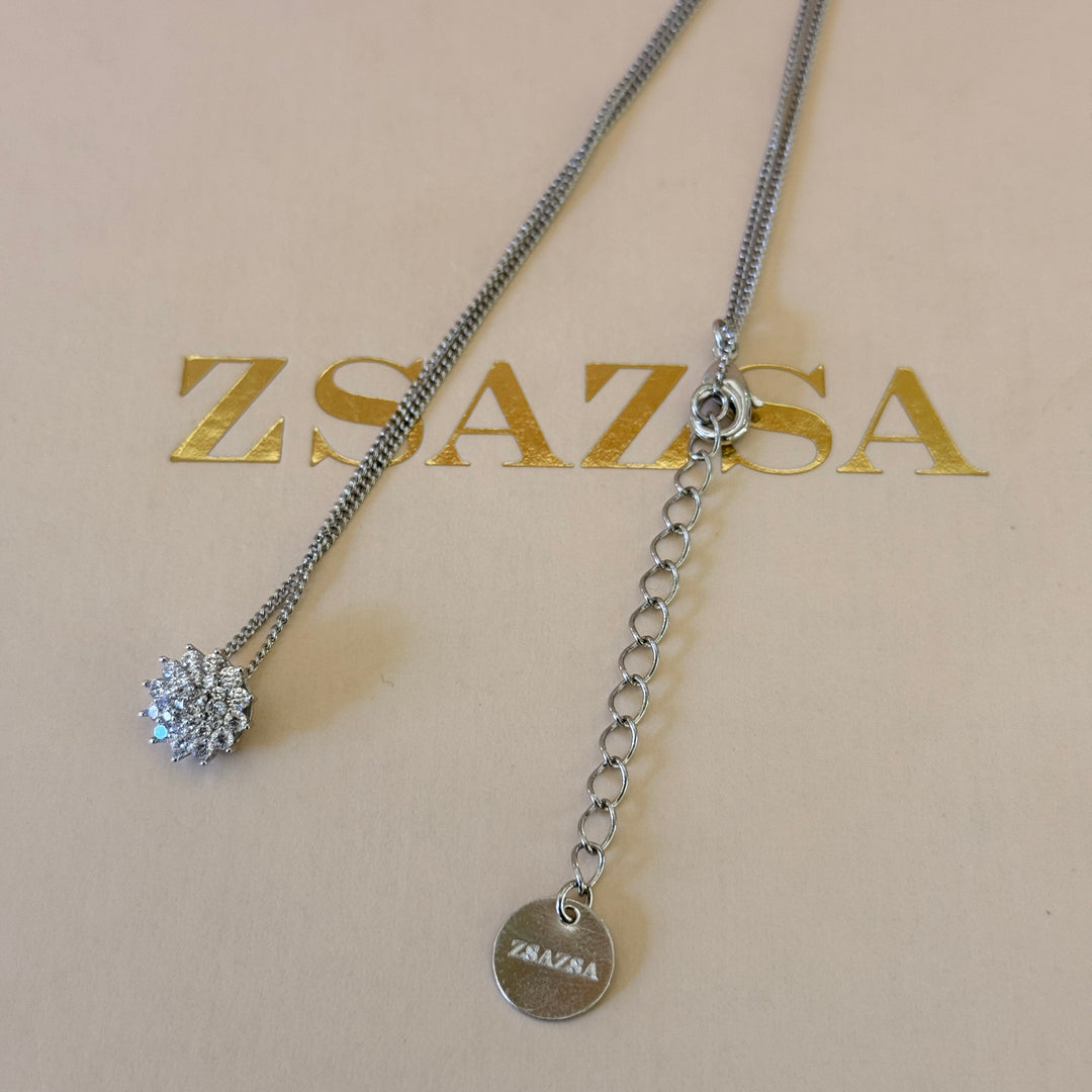 Dainty flower zircone silver pendant and bracelet