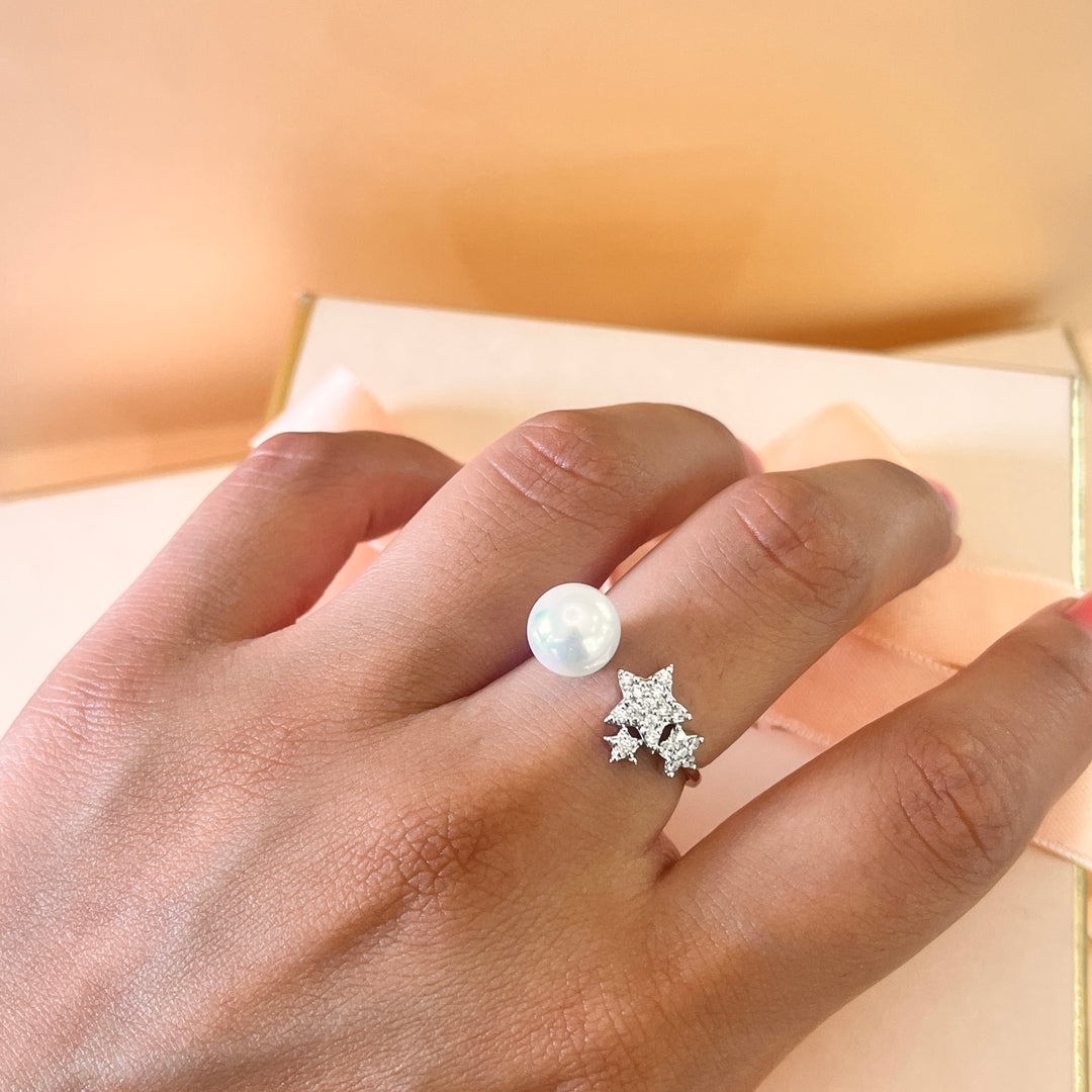 Zircone and white pearls white gold plated stars rings
