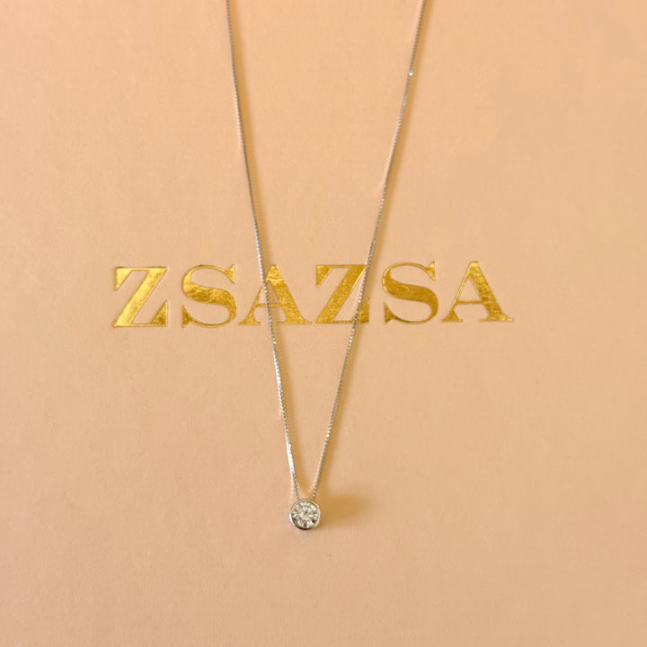 Medium solitaire zircone sterling silver pendant