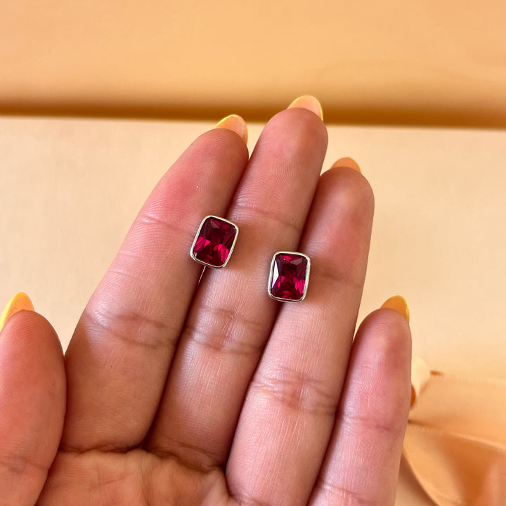 Red rectangular zircone set