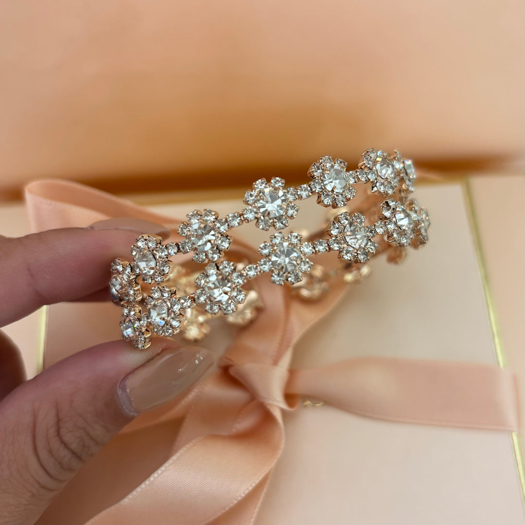 Flower bangle