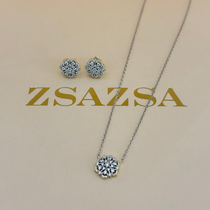 Flower sterling silver zircone pendant set