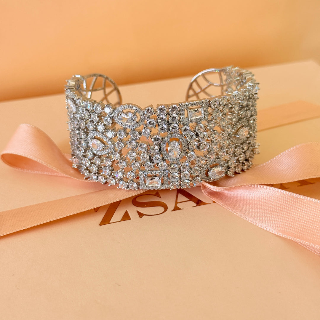 Mixed shapes zircone silver bangle