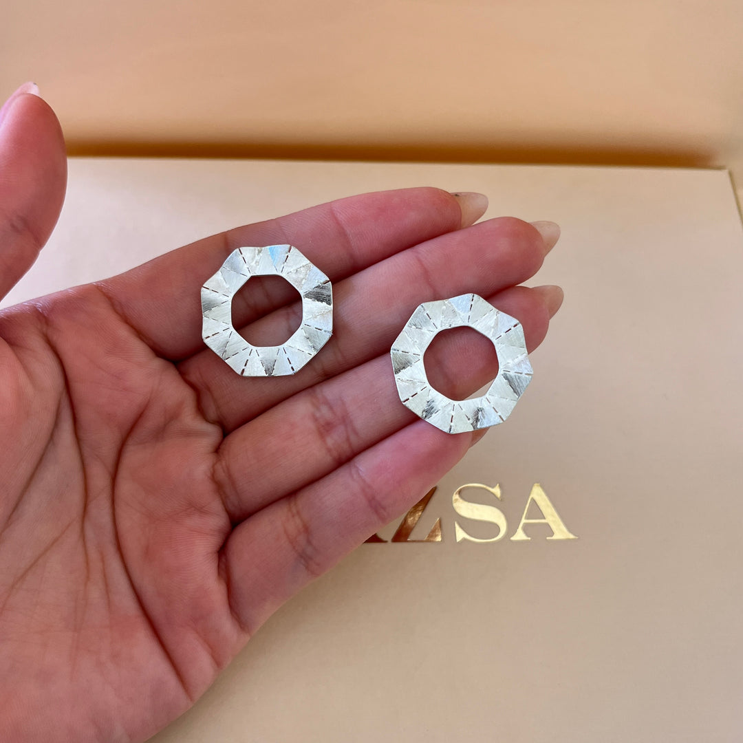 Handmade discs white gold plated set