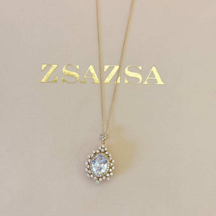 Zircone oval gold plated pendant