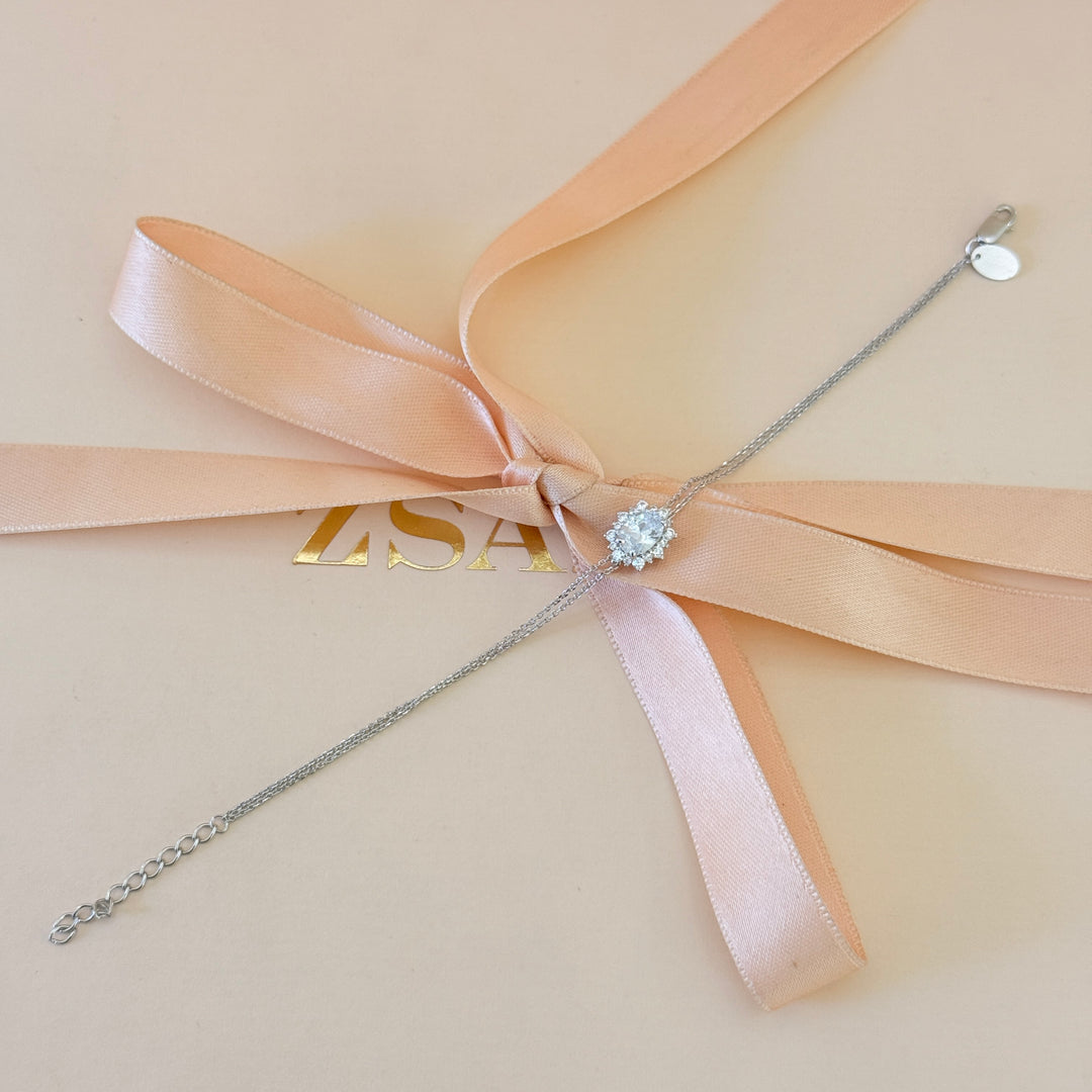 Oval dainty zircone sterling silver bracelet