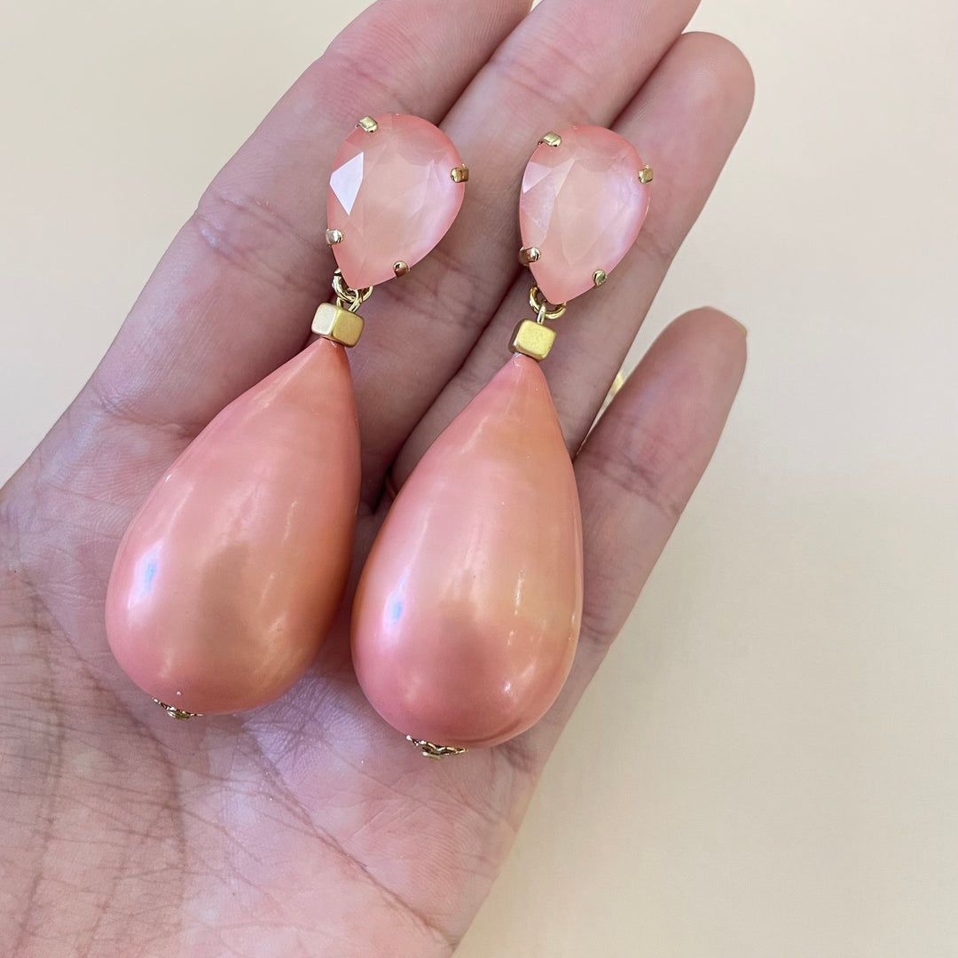 Teardrop earrings
