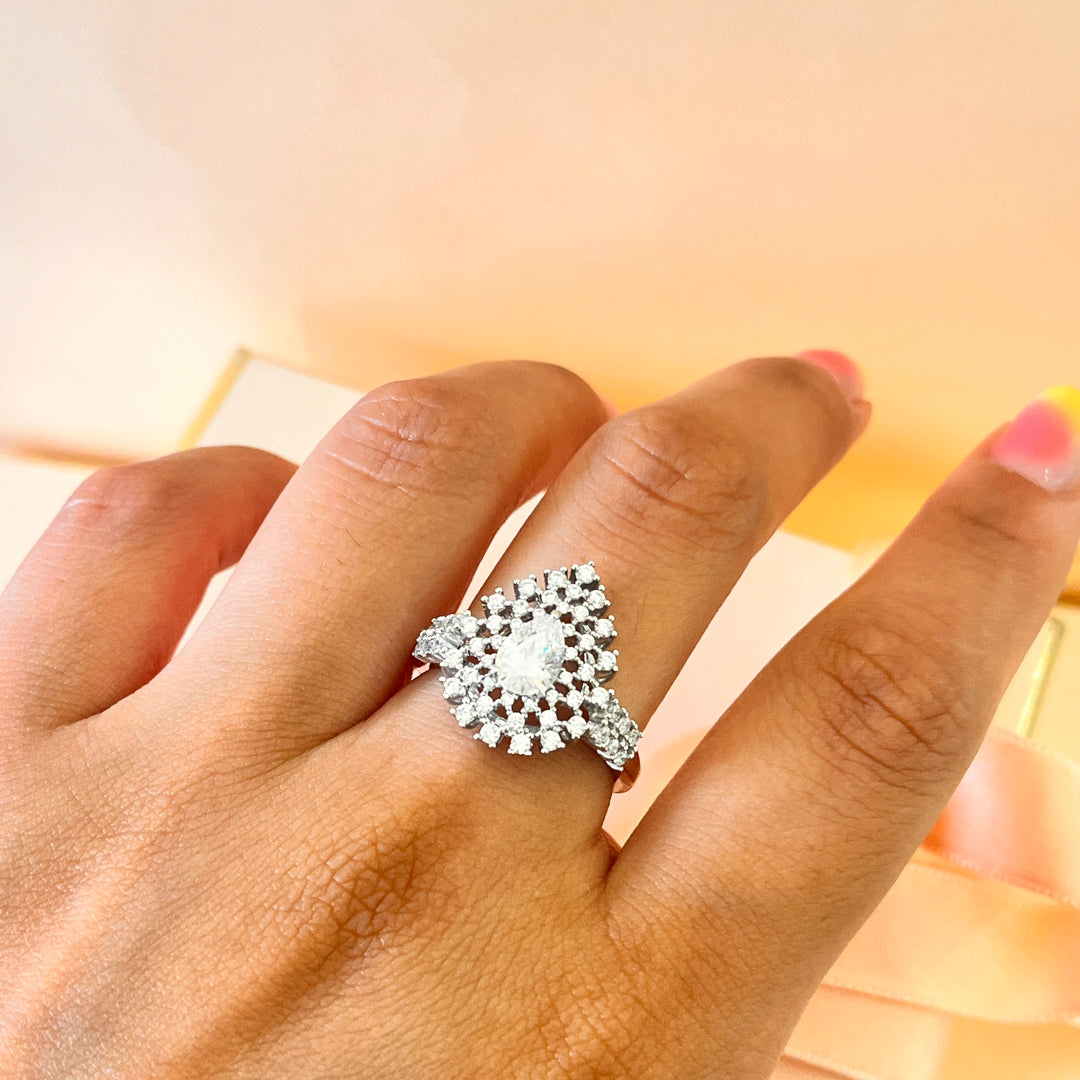 Zircone teardrop white gold plated ring