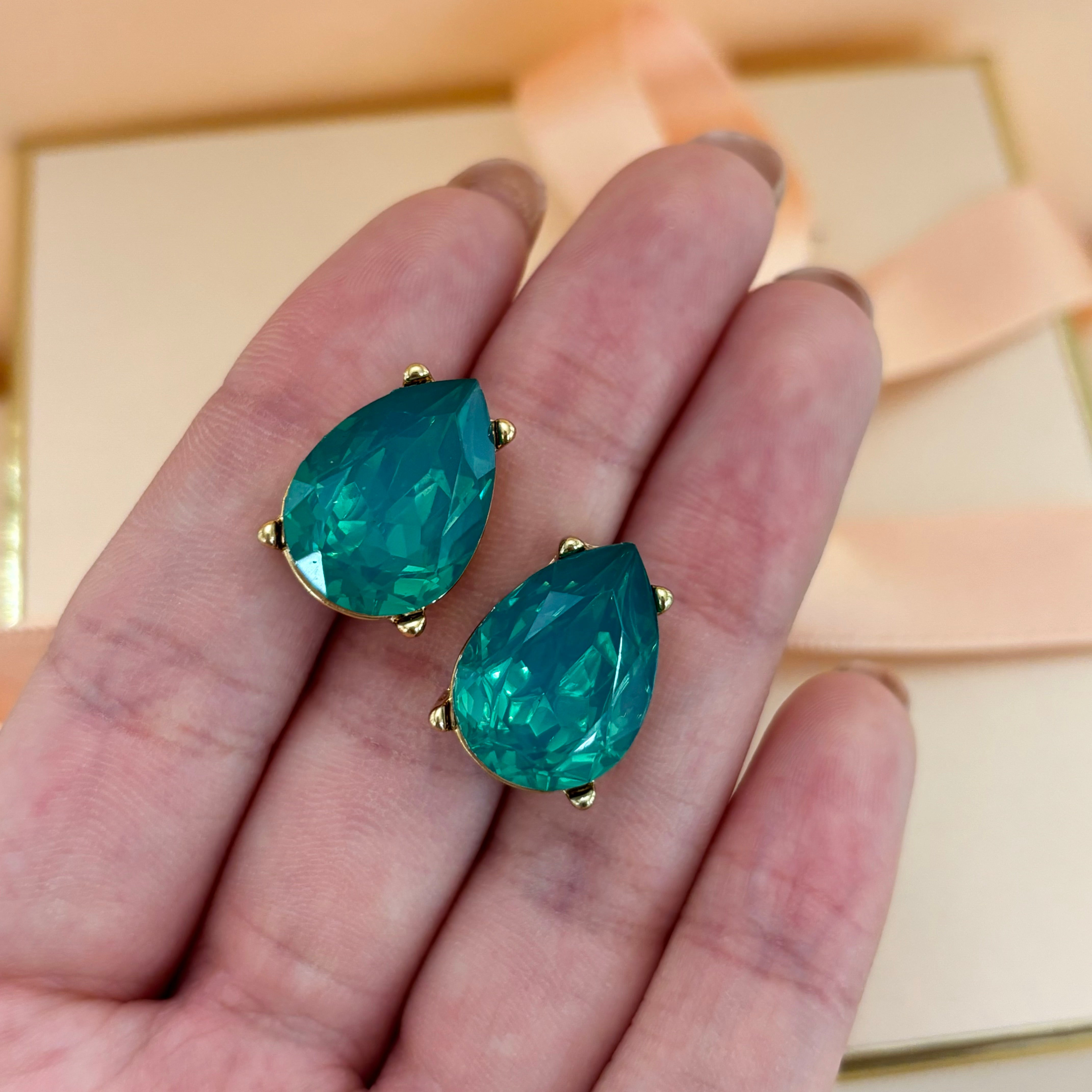 Teardrop mint studs