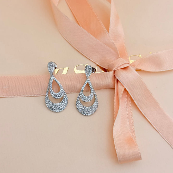 Teardrop zircone silver earrings
