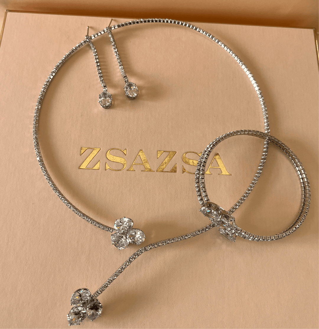 Silver zircone oval set