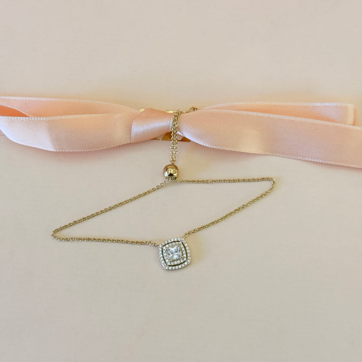 Zircone square in the middle gold plated bracelet