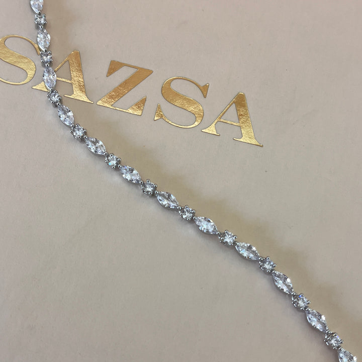 Zircone back necklace