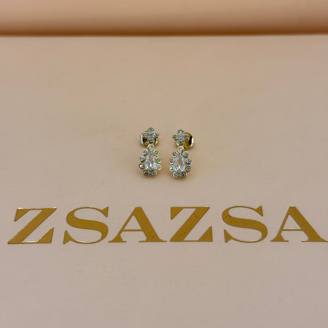 Dainty teardrop gold plated pendant set