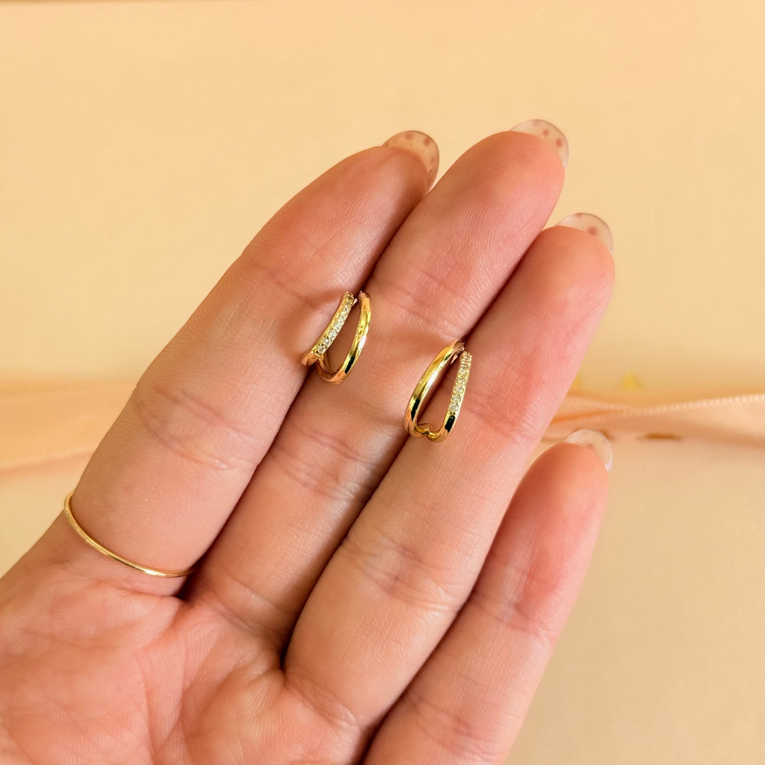 Dainty zircone half hoops earrings
