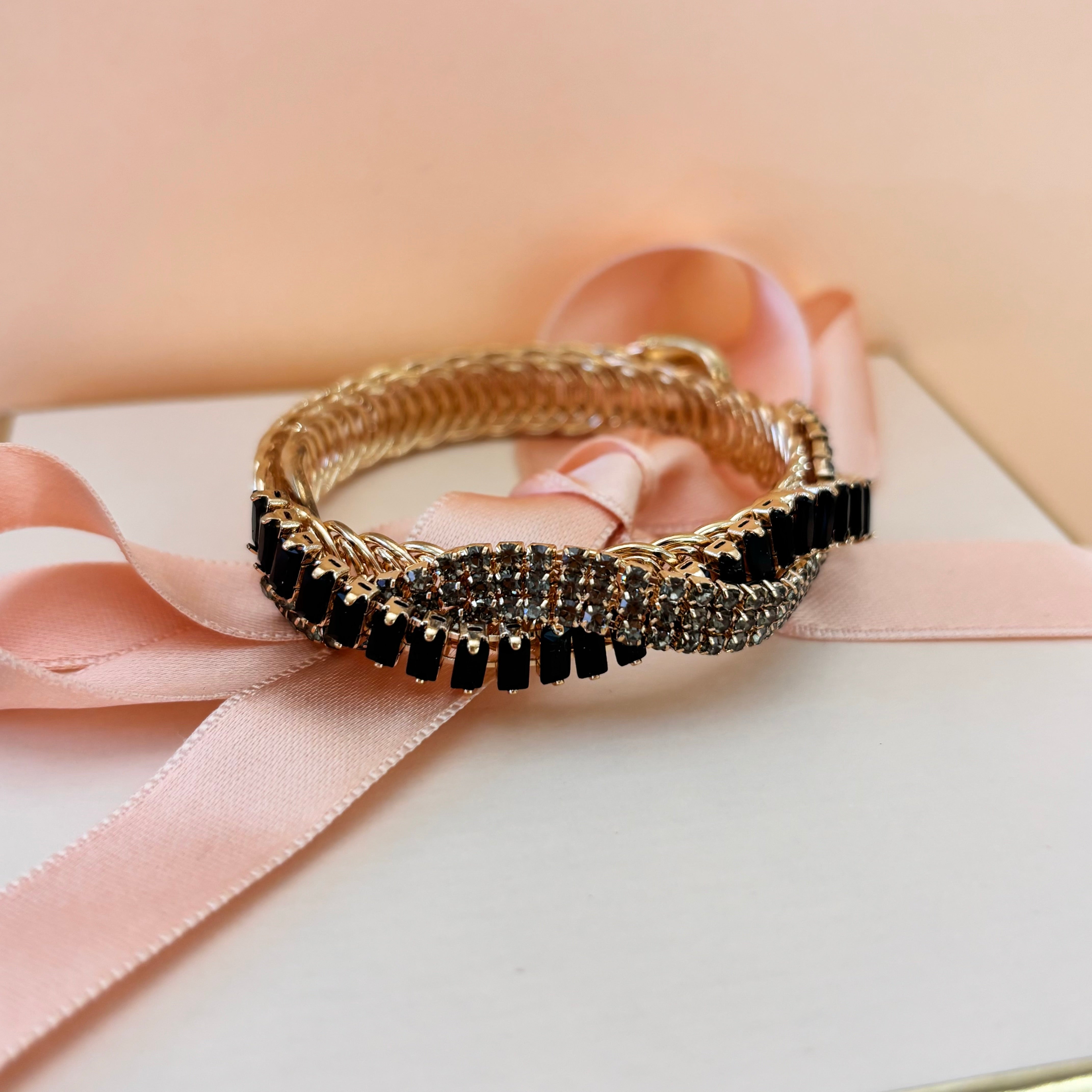 Elegant twisted bangle