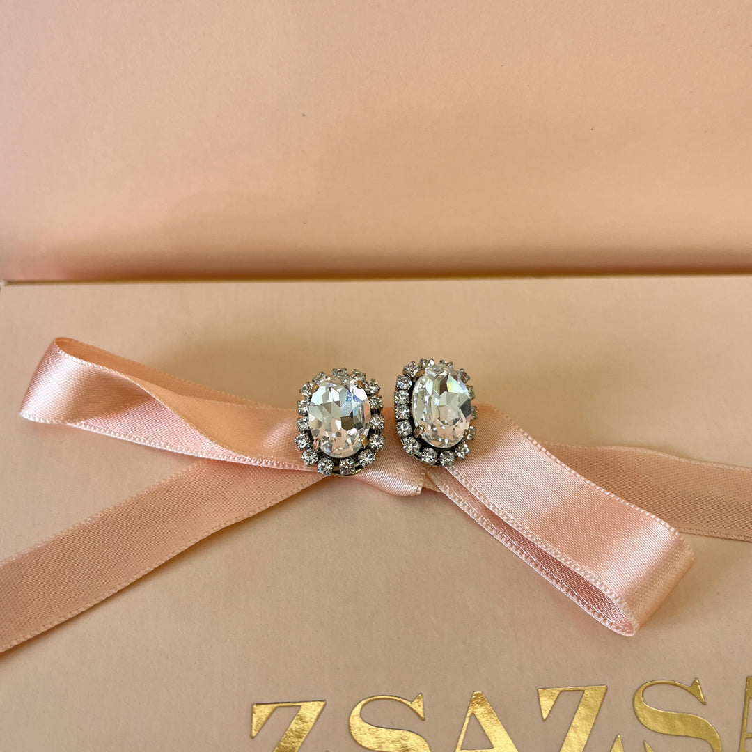 Oval Swarovski crystals gold plated studs