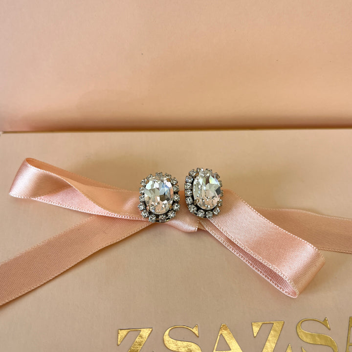 Oval Swarovski crystals gold plated studs