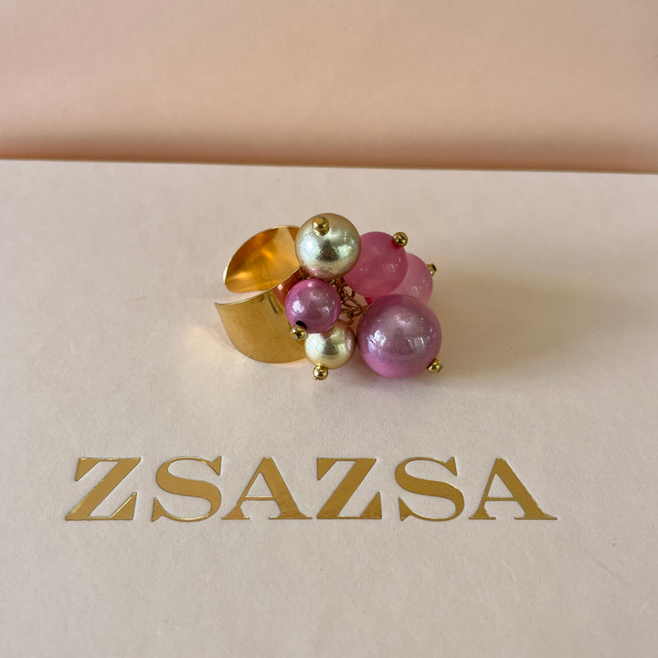 Pink resin set