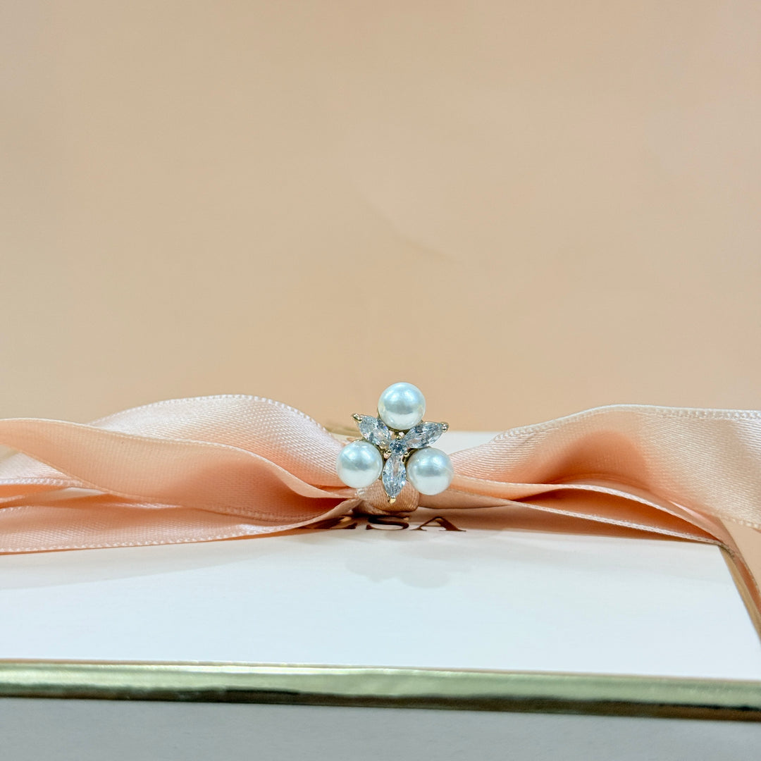 Zircone & pearl gold plated hair pin