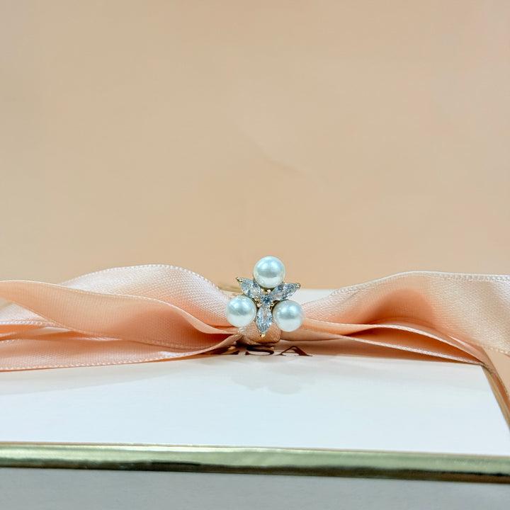 Zircone & pearl gold plated hair pin