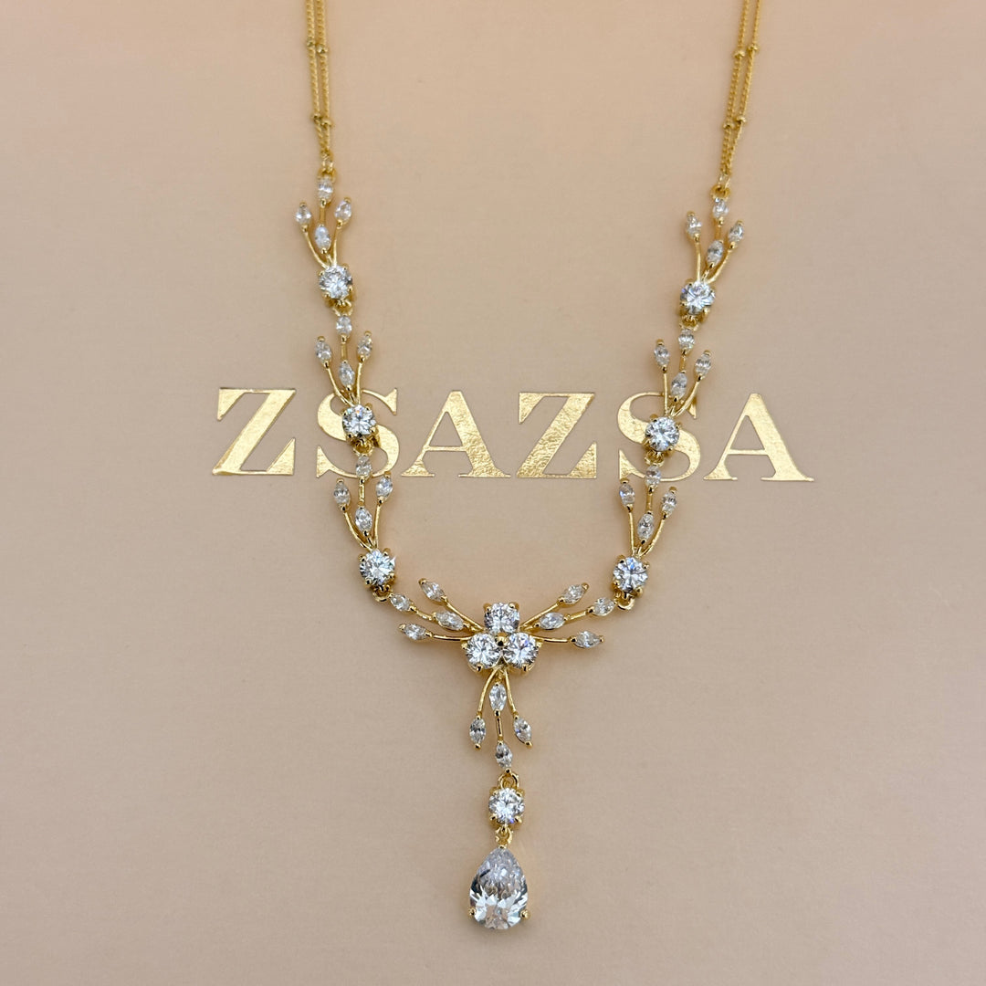 Teardrop zircone gold plated set