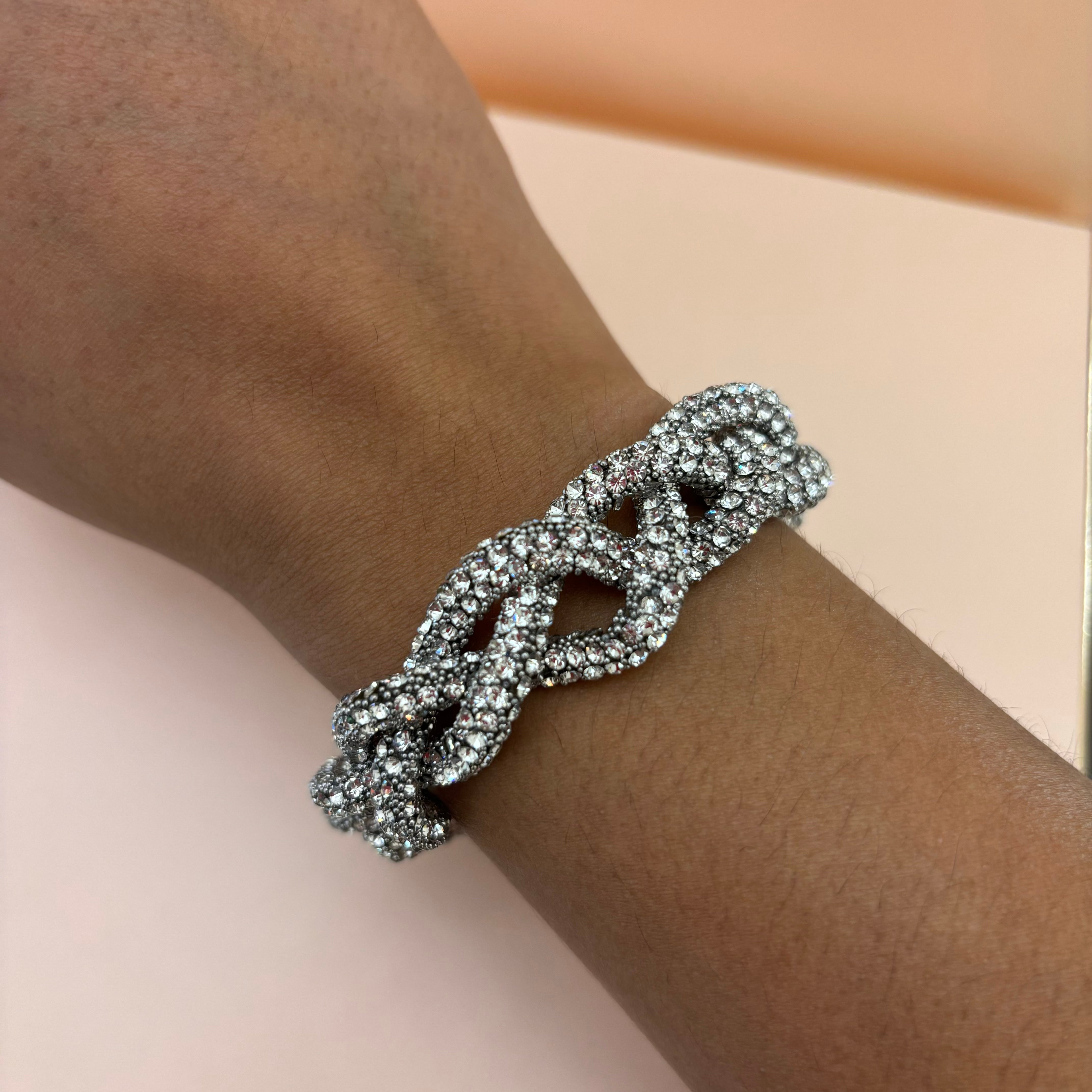 Twisted bracelet