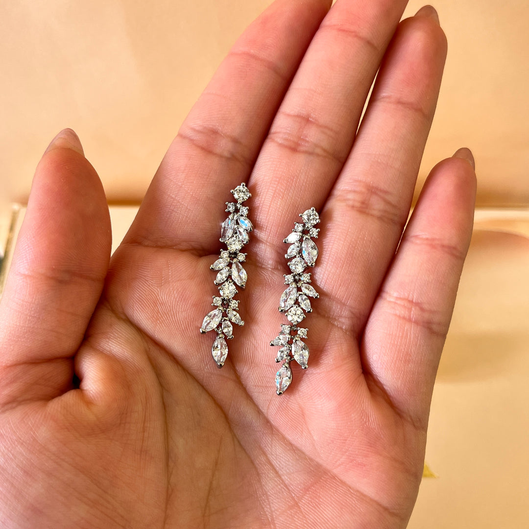 Marquise zircone and white pearls white gold plated set